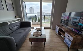 Apartament Wsrod 1000Cy Swiatel - Z Parkingiem W Hali Garazowej- Duzy Balkon Z Lezakami - Piekny Widok Noca Na Panorame Tysiaclecia